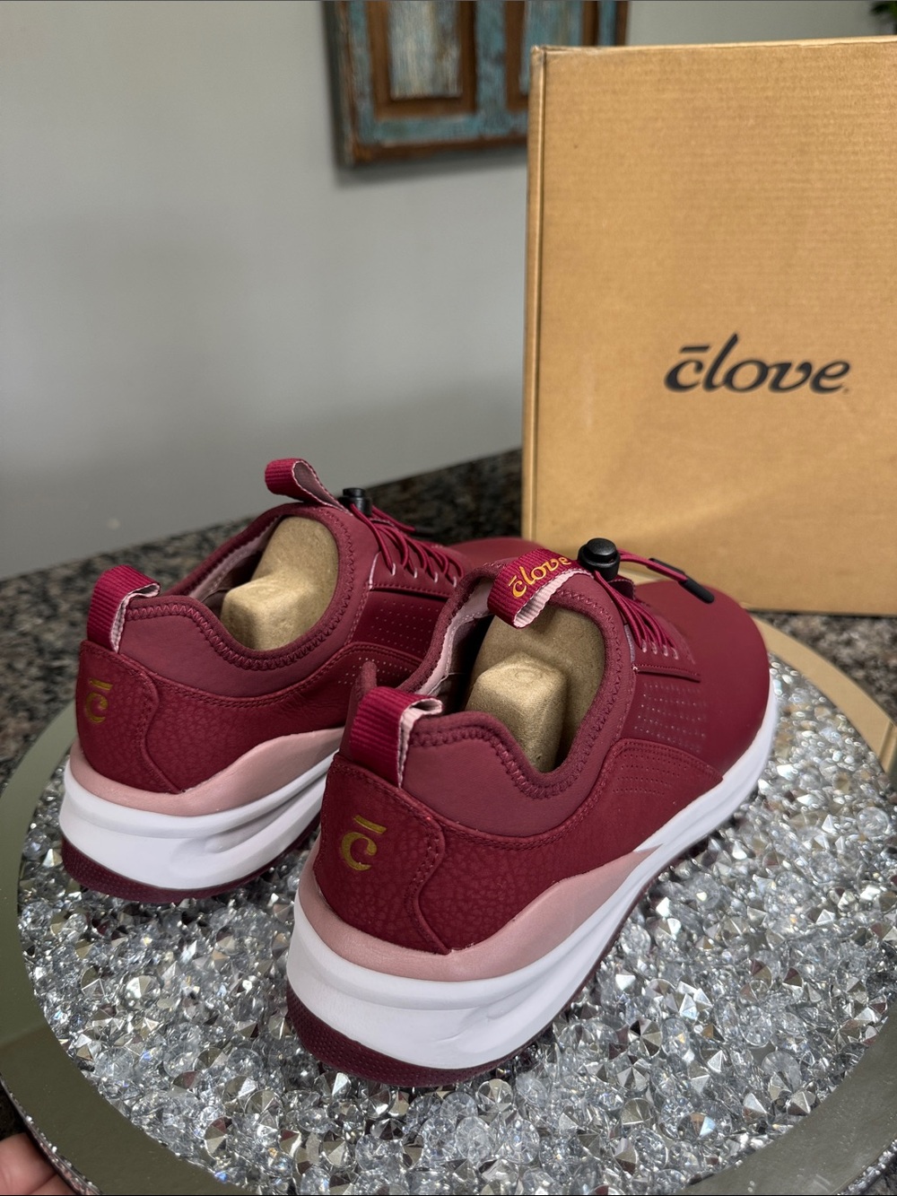 Clove limited edition classic Women's Burgundy and Pink Fashion Sneakers NEW 9 - Picture 5 of 15